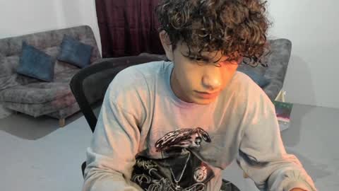 Snapshot of brandonstonexl chatting on 14, 12, 2024 Brandon Stone online show from 14, 12, 2024