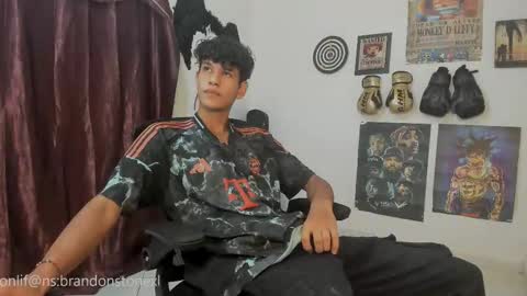 Snapshot of brandonstonexl chatting on 1, 10, 2025 Brandon Stone online show from 1, 10, 2025