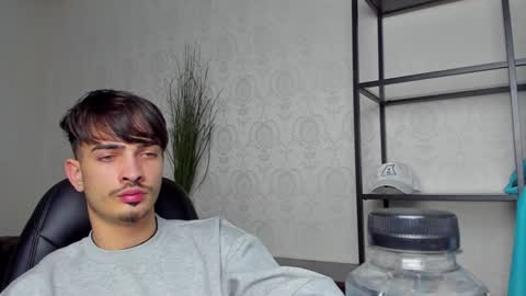 BrandonTateX online show from 4, 12, 2024