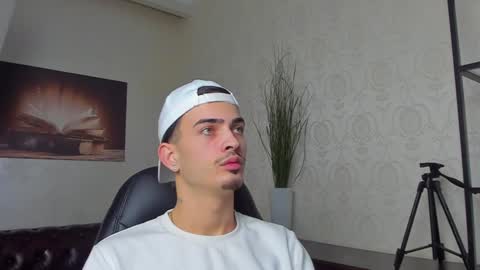 BrandonTateX online show from 18, 12, 2024