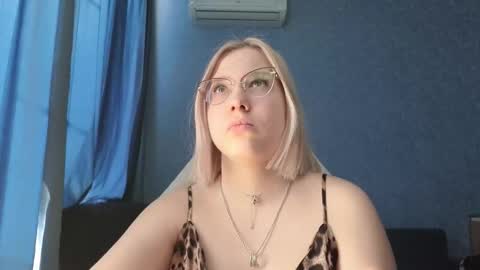 Belle  online show from 23, 3, 2026