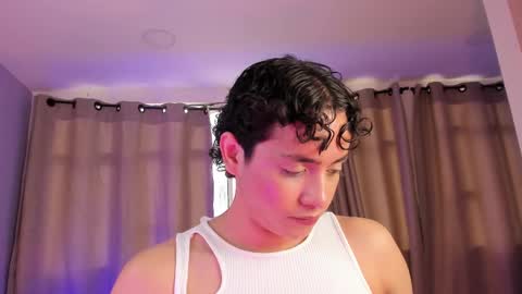Snapshot of brann_tadzio chatting on 3, 3, 2025 online show from 3, 3, 2025