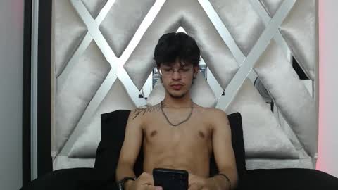 Snapshot of brayan_oconer08 chatting on 17, 11, 2025 brayan_oconer08 online show from 17, 11, 2025