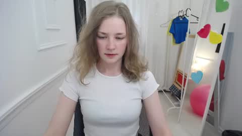 Snapshot of bree_sky chatting on 3, 7, 2026 Bree online show from 3, 7, 2026