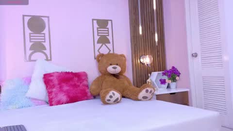 Bree  online show from 25, 2, 2026