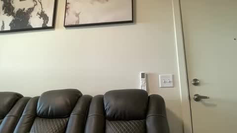 breezydoesit95 online show from 5, 1, 2026