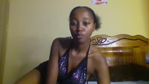 Snapshot of breezykan123 chatting on 28, 10, 2025 breelia online show from 28, 10, 2025