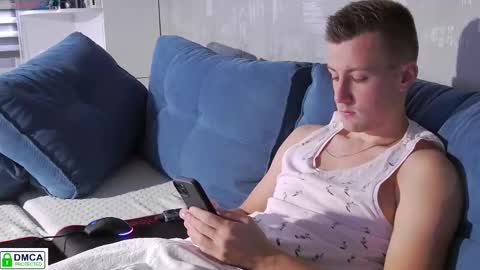 Snapshot of brell_line chatting on 29, 9, 2025 Brelland online show from 29, 9, 2025