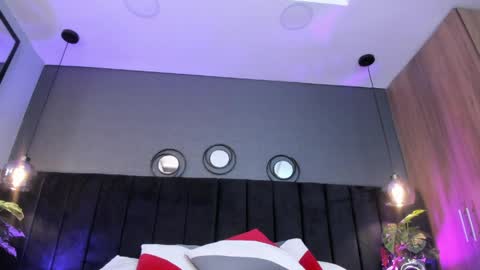   online show from 26, 3, 2026