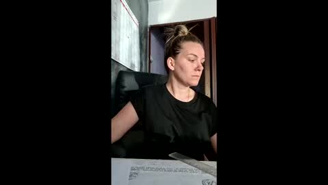 Snapshot of brendaaryas chatting on 27, 4, 2026 Brenda online show from 27, 4, 2026