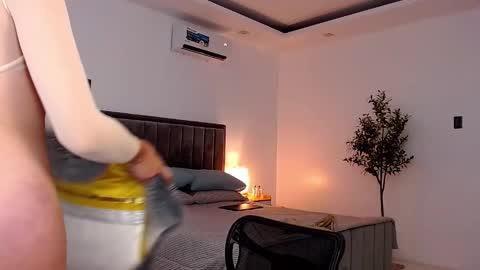 Brenda with a huge suckable cock you will love online show from 11, 2, 2025