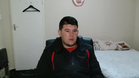 Snapshot of brendansexyboy098754 chatting on 26, 5, 2026 ask me lol online show from 26, 5, 2026