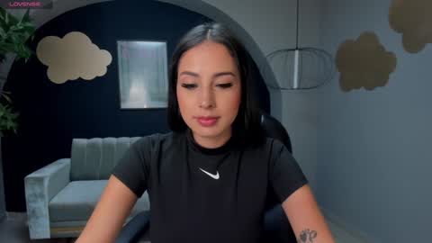 Snapshot of brennawalker chatting on 1, 2, 2025 Brenna Walker IG 4lexandracasas online show from 1, 2, 2025