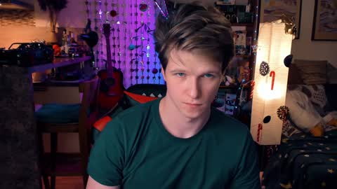 Snapshot of brestonsweet chatting on 15, 12, 2024 brestonsweet online show from 15, 12, 2024