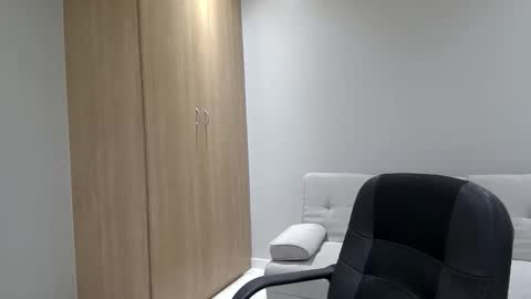 Snapshot of brettdj chatting on 6, 11, 2025 Brett online show from 6, 11, 2025