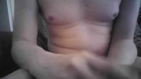 Snapshot of bri20fu chatting on 19, 7, 2026 raining down on me online show from 19, 7, 2026