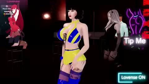 Snapshot of briahot3x chatting on 11, 10, 2025 briany online show from 11, 10, 2025