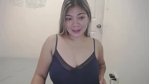 Snapshot of briana_lovexx chatting on 6, 2, 2025 Briana online show from 6, 2, 2025