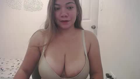 Snapshot of briana_lovexx chatting on 6, 10, 2025 Briana online show from 6, 10, 2025