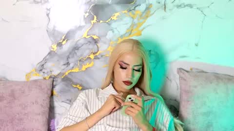 Snapshot of briana_white chatting on 28, 7, 2026 briana_white online show from 28, 7, 2026