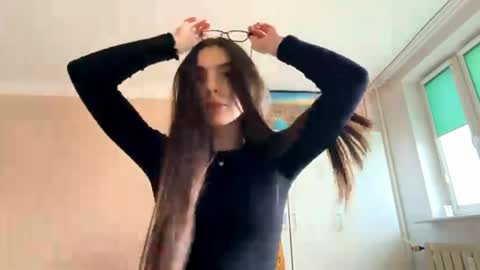 Melony online show from 9, 5, 2026