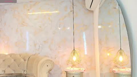 Brianna  online show from 21, 9, 2025