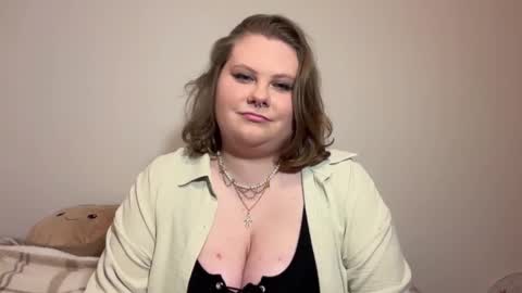 Snapshot of briannakiss21 chatting on 5, 10, 2025 Brianna online show from 5, 10, 2025