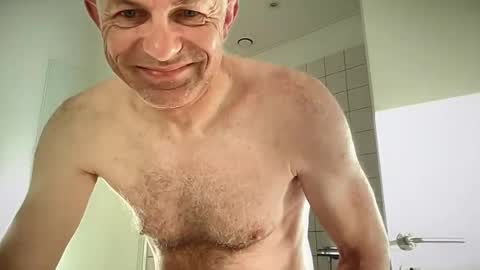 Snapshot of briantimes chatting on 25, 6, 2026 Brian online show from 25, 6, 2026