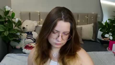 Snapshot of briarwynn chatting on 7, 7, 2026 briarwynn online show from 7, 7, 2026