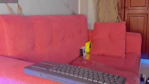 Snapshot of bridgetrodriguez chatting on 24, 10, 2025 online show from 24, 10, 2025