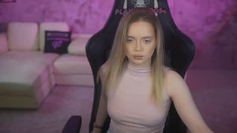 Diamonds Girls online show from 7, 4, 2026