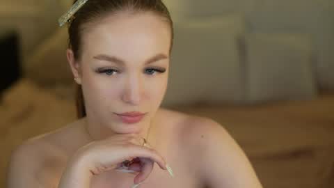 Snapshot of bright_diamonds_054 chatting on 13, 5, 2026 Diamonds Girls online show from 13, 5, 2026