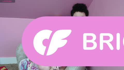 Snapshot of bright_pink_strawberry chatting on 26, 1, 2025 Strawberry online show from 26, 1, 2025