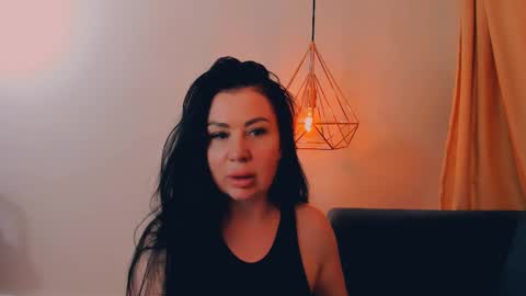 brilliantegirl_ online show from 10, 3, 2026