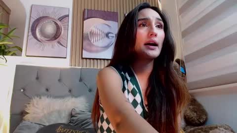 Snapshot of brinna_ev chatting on 5, 12, 2024 B R I N N A online show from 5, 12, 2024