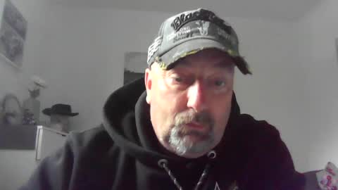 Brisco schner Schwanz online show from 12, 6, 2026