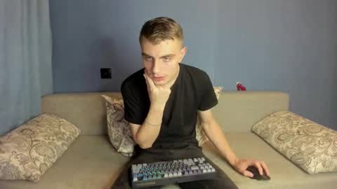 bristlebback online show from 20, 9, 2025