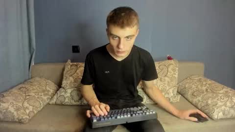 bristlebback online show from 23, 9, 2025