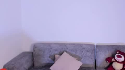 britany lenox online show from 7, 2, 2026