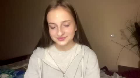 Snapshot of britanysuther chatting on 10, 7, 2026 Ciri online show from 10, 7, 2026