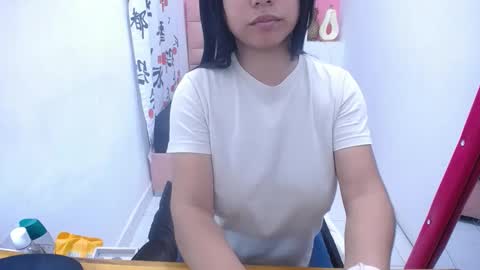 Snapshot of britanyx1 chatting on 17, 12, 2024 britanyx1 online show from 17, 12, 2024