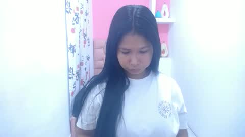 Snapshot of britanyx1 chatting on 12, 1, 2025 britanyx1 online show from 12, 1, 2025