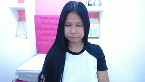 Snapshot of britanyx1 chatting on 23, 2, 2025 britanyx1 online show from 23, 2, 2025