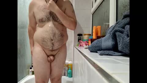 Snapshot of britcxck98 chatting on 30, 12, 2024 Chubby British Cock online show from 30, 12, 2024