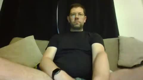Snapshot of britguy6985 chatting on 16, 5, 2026 britguy6985 online show from 16, 5, 2026