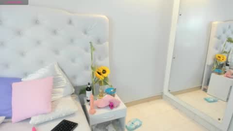 Brithany Rousee online show from 5, 12, 2024