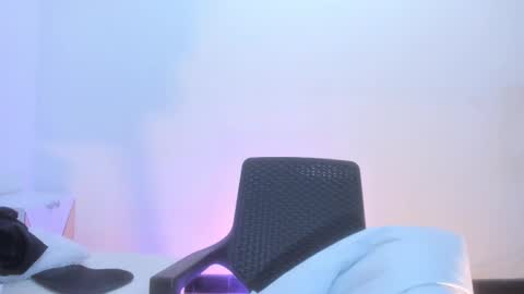 Brithany Rousee online show from 19, 9, 2025