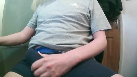 Snapshot of britishtom93 chatting on 13, 11, 2025 British Tom online show from 13, 11, 2025