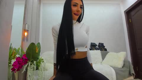 britney_charm online show from 22, 3, 2026