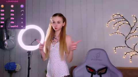 Britney online show from 8, 1, 2025